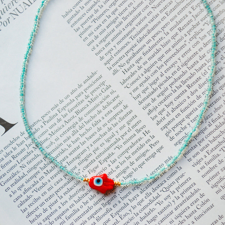 Collar mano roja Accesoriosjeco 
