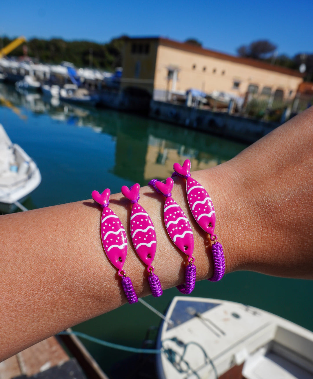 Trio de pulseras pez fucsia Accesoriosjeco 