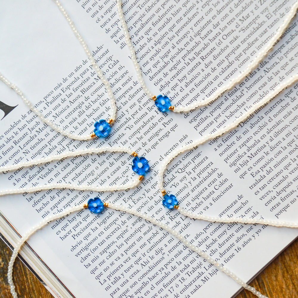 Collar flor azul Accesoriosjeco 