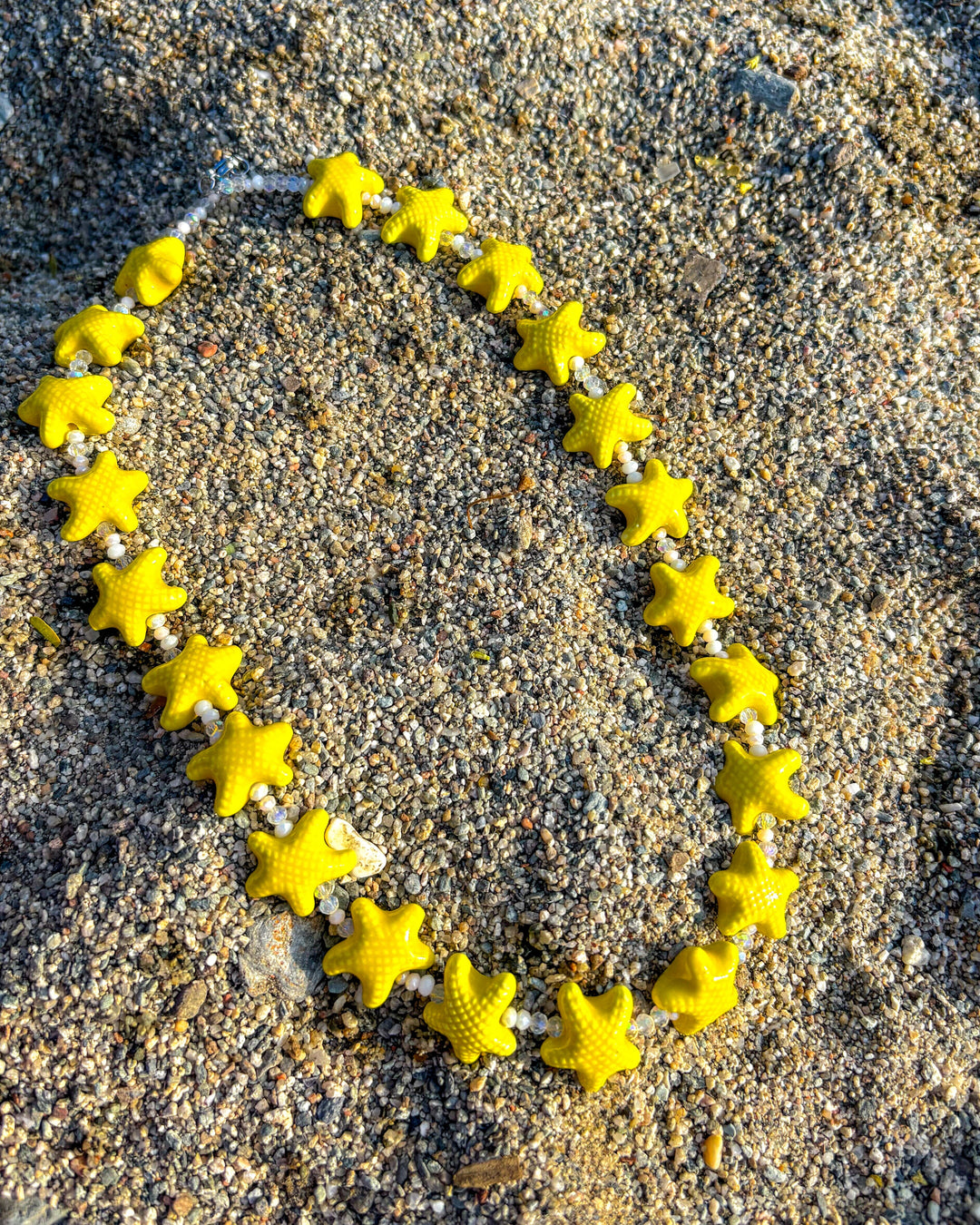 Collar estrellitas amarillas Accesoriosjeco 