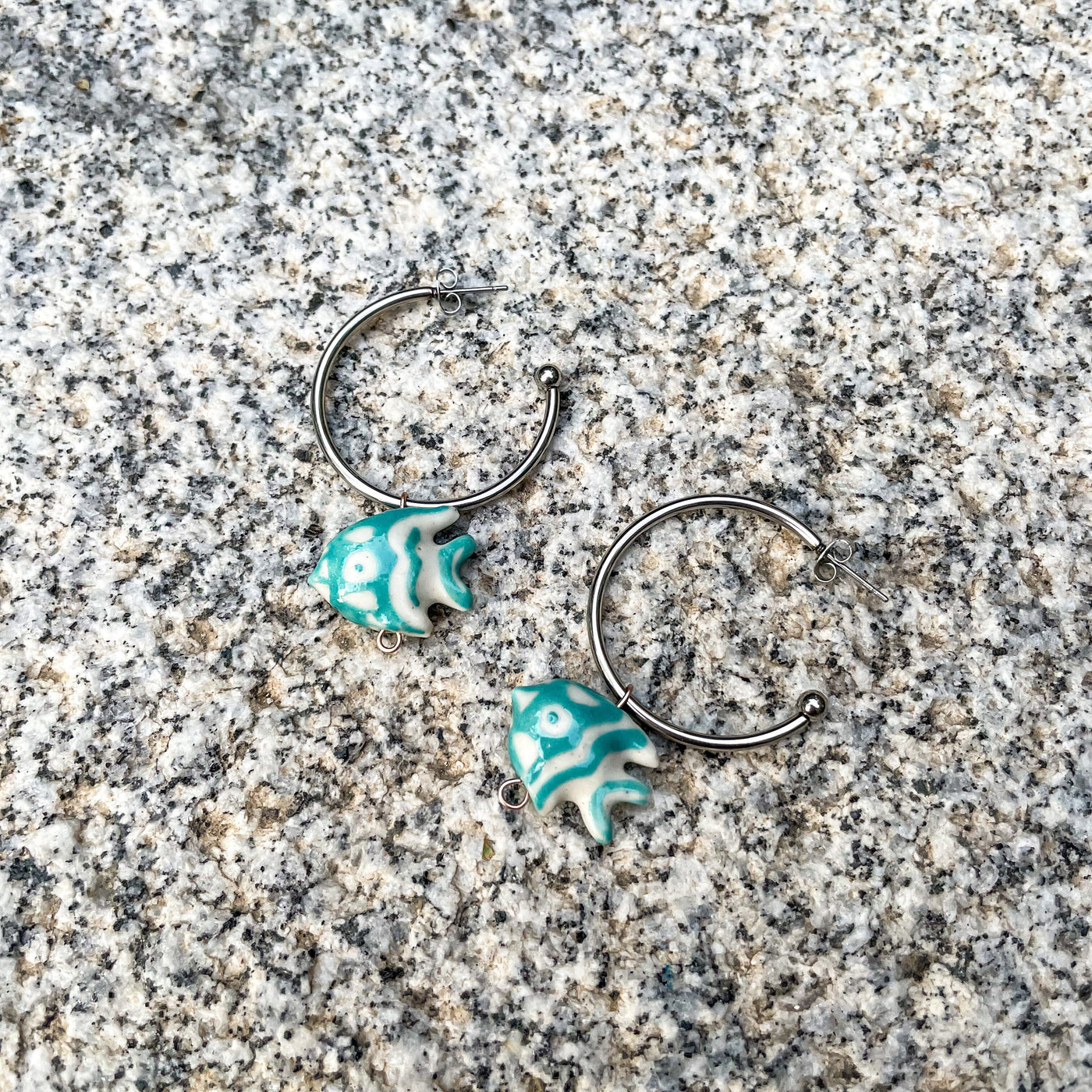 Aretes pez azul Accesoriosjeco 