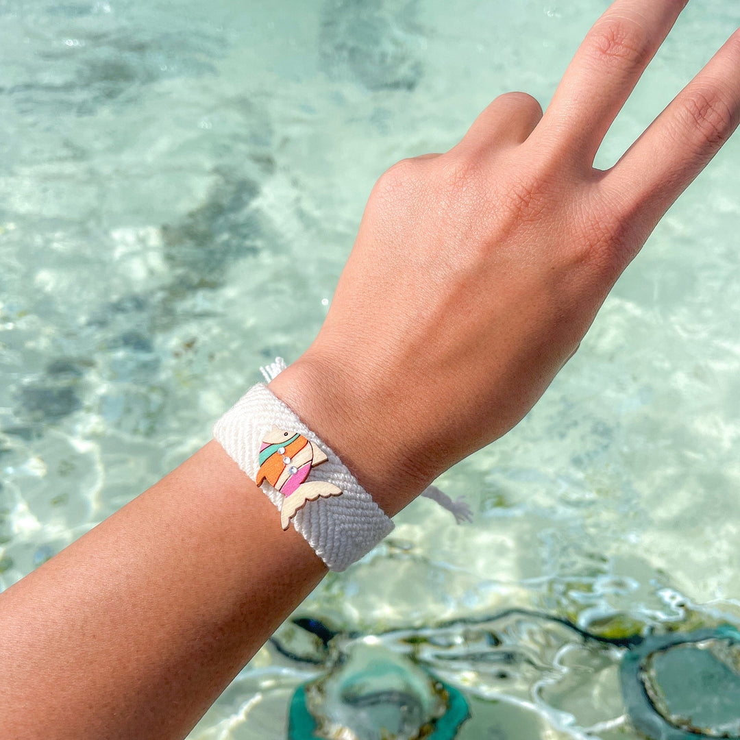 Pulsera pez de colores Accesoriosjeco 