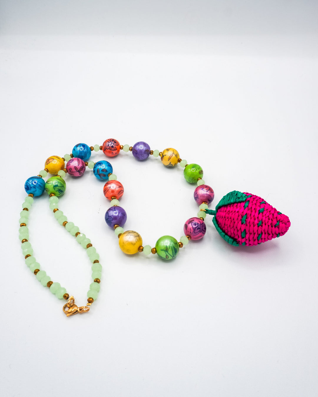 Collar tropical fresa Accesoriosjeco 