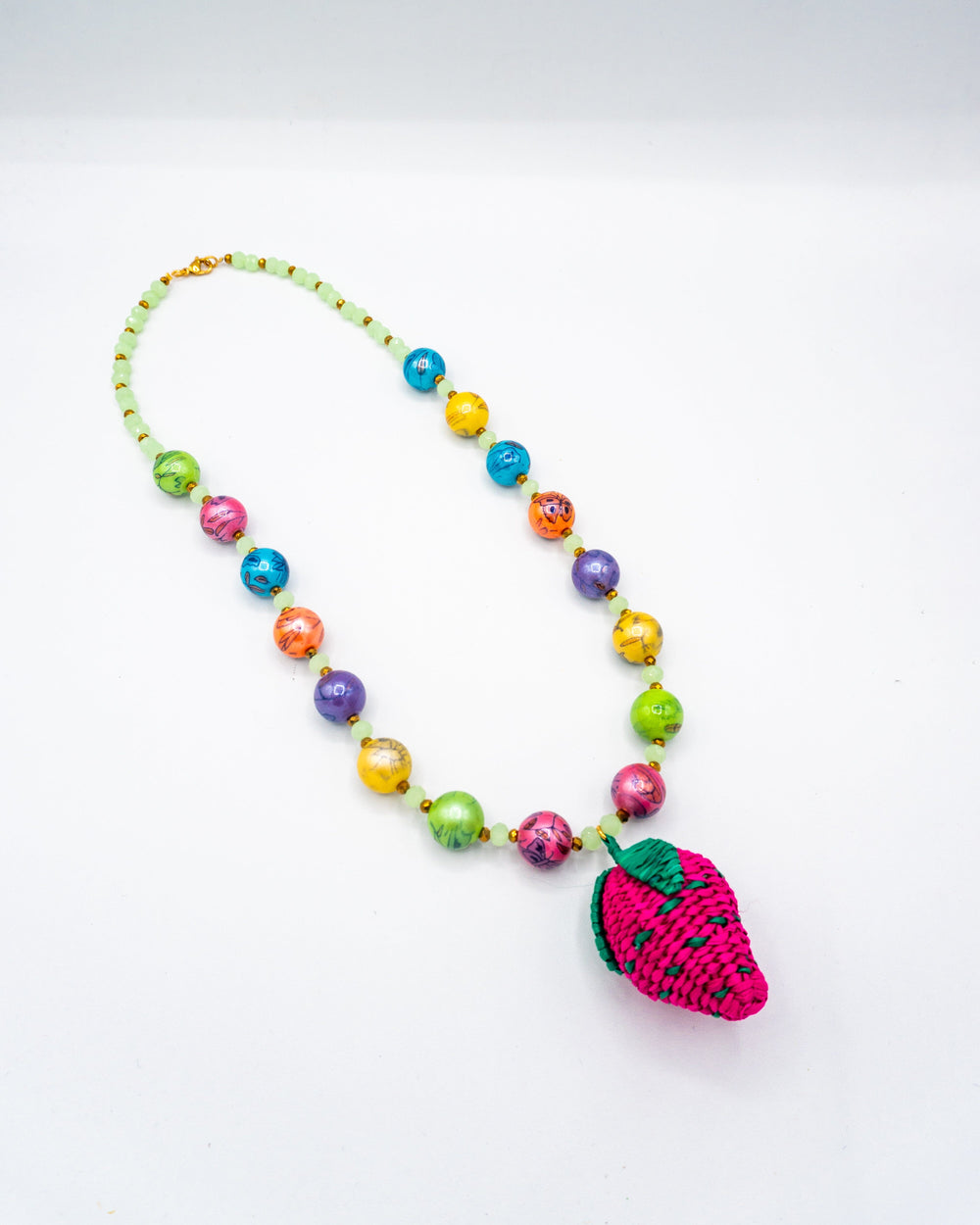 Collar tropical fresa Accesoriosjeco 